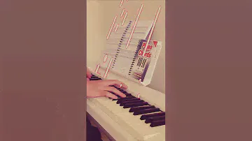 Instant History with LIVE PIANO SYNTHESIA!