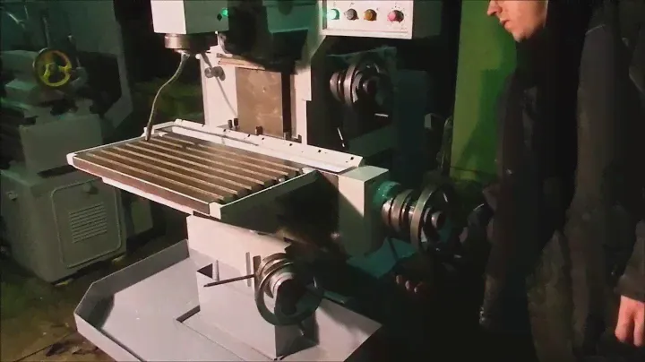 Universal milling machine WMW RUHLA FUW 250/IV