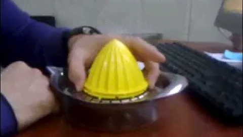 Соковыжималка для цитрусовых
